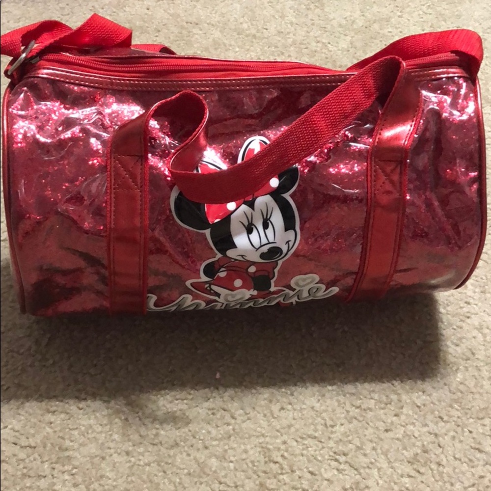 Minnie Mouse carryon
